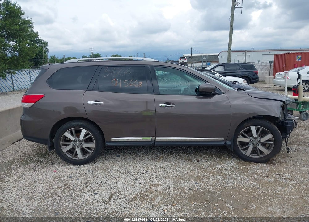 2015 NISSAN PATHFINDER VIN: 5N1AR2MM7FC607535