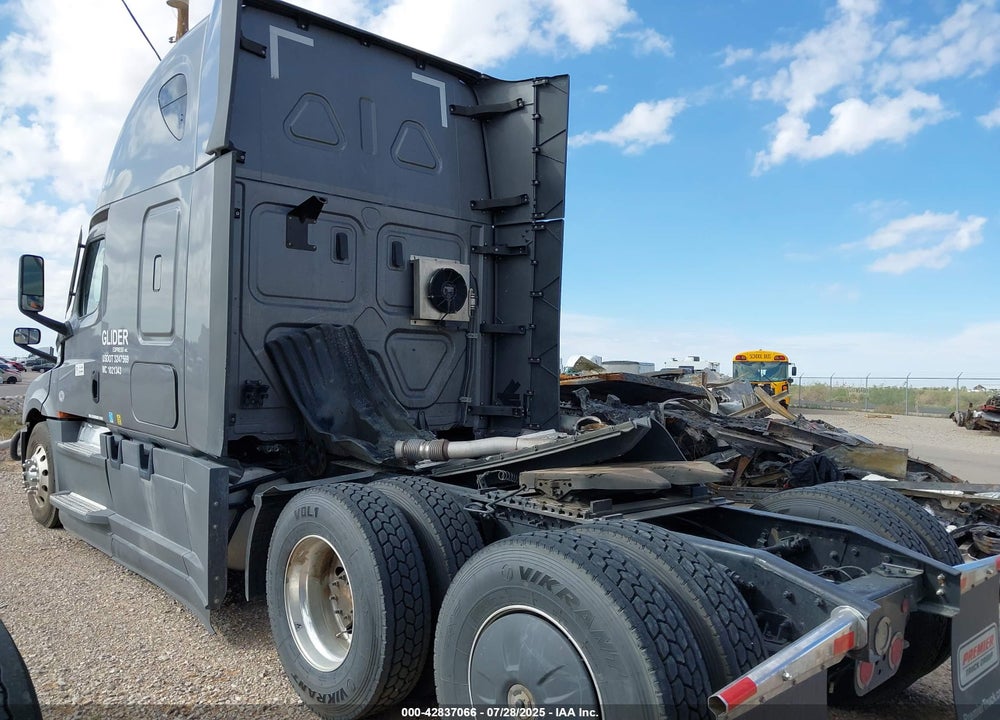 2021 FREIGHTLINER NEW CASCADIA 126 VIN: 3AKJHHDR9MSMH4062