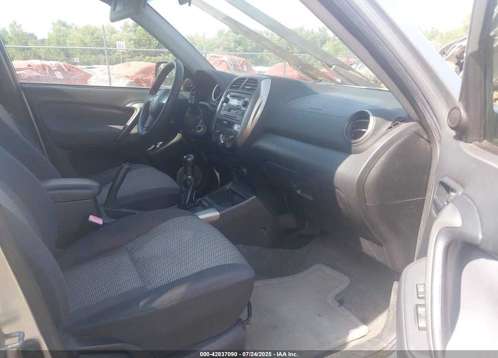 2004 TOYOTA RAV4 VIN: JTEHD20V446009037
