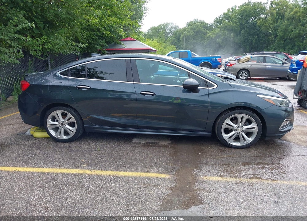 2017 CHEVROLET CRUZE VIN: 1G1BF5SM4H7137314
