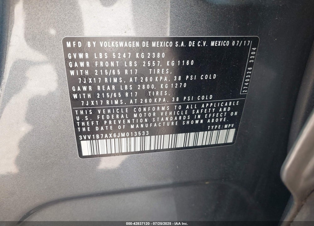 2018 VOLKSWAGEN TIGUAN VIN: 3VV1B7AX6JM013533
