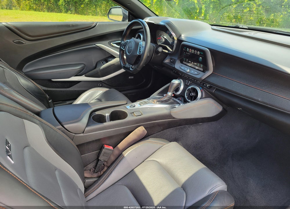 2017 CHEVROLET CAMARO VIN: 1G1FH1R75H0108062