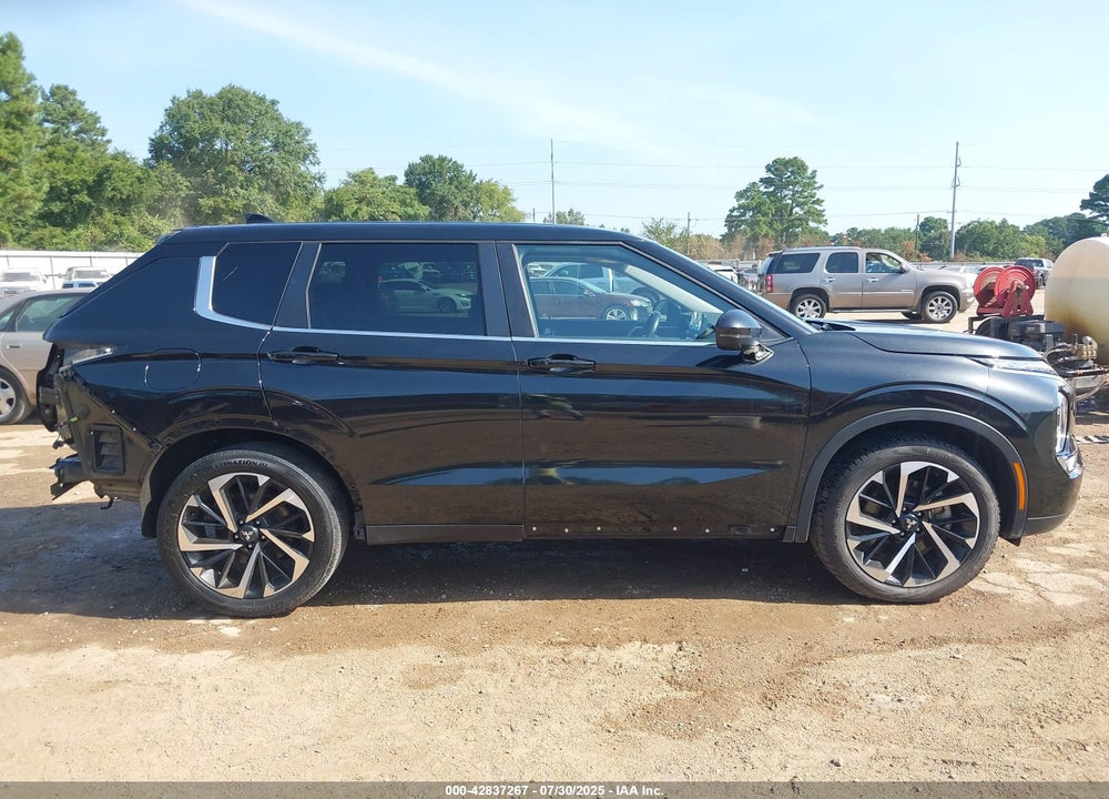 2022 MITSUBISHI OUTLANDER VIN: JA4J3UA80NZ011973