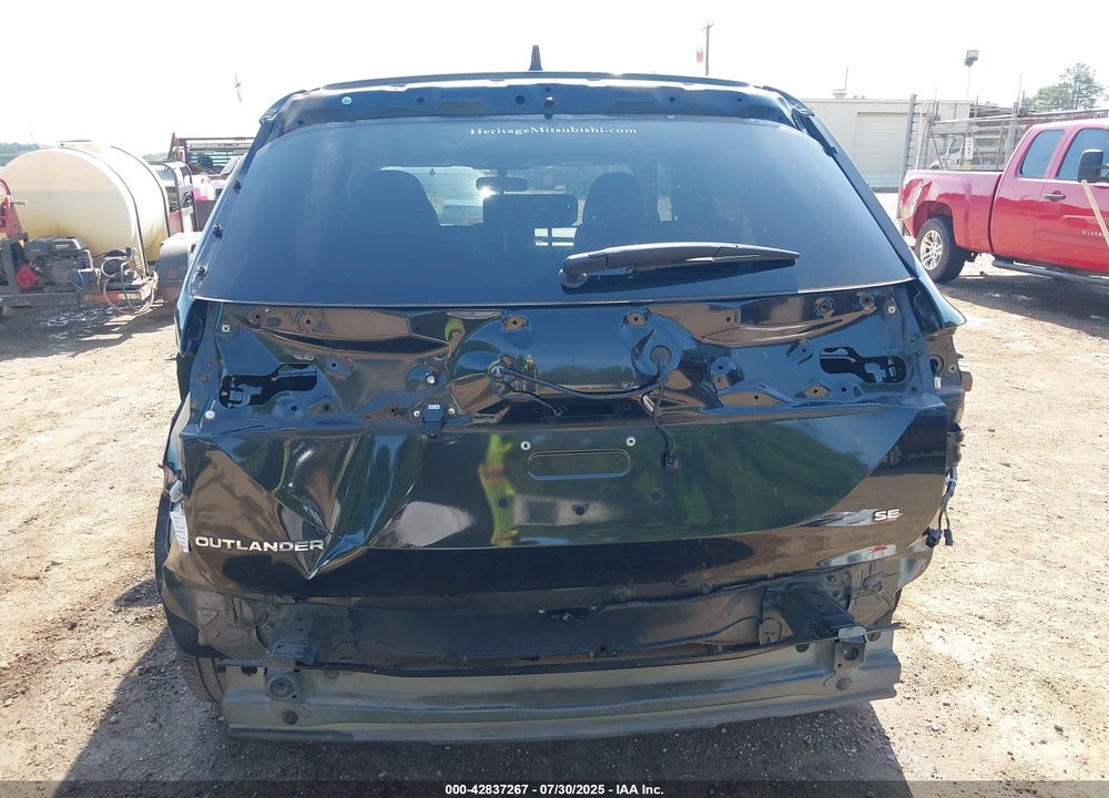 2022 MITSUBISHI OUTLANDER VIN: JA4J3UA80NZ011973