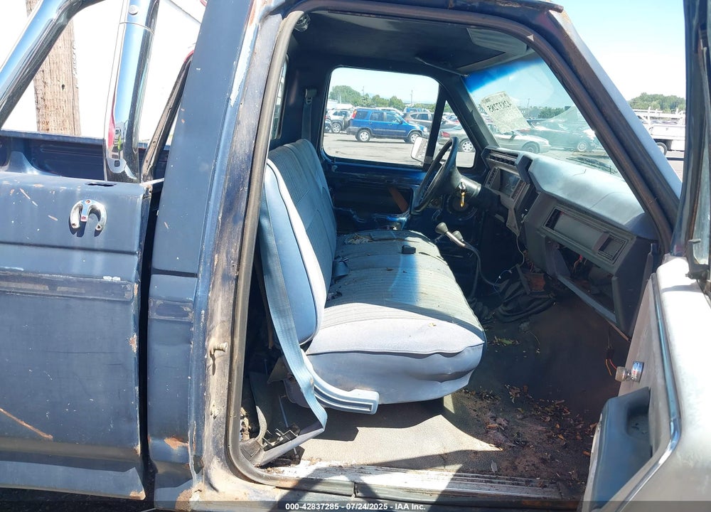 1986 FORD F150 VIN: 1FTEF14N2GPB12638