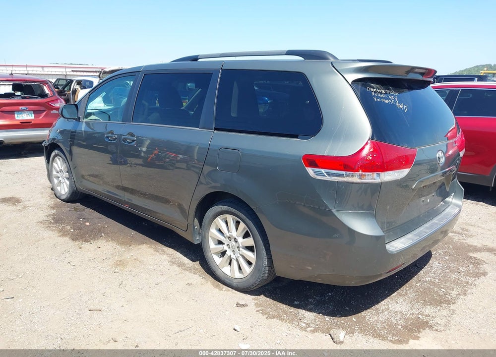 2012 TOYOTA SIENNA XLE 7 PASSENGER VIN: 5TDDK3DC5CS046555