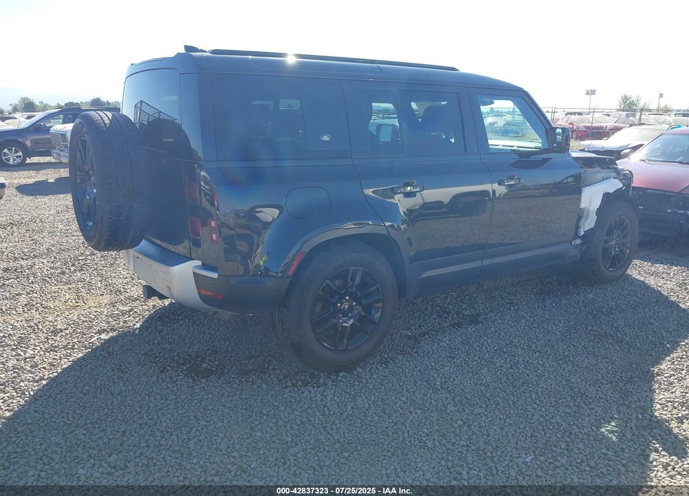 2024 LAND ROVER DEFENDER VIN: SALEJ7EX5R2258168