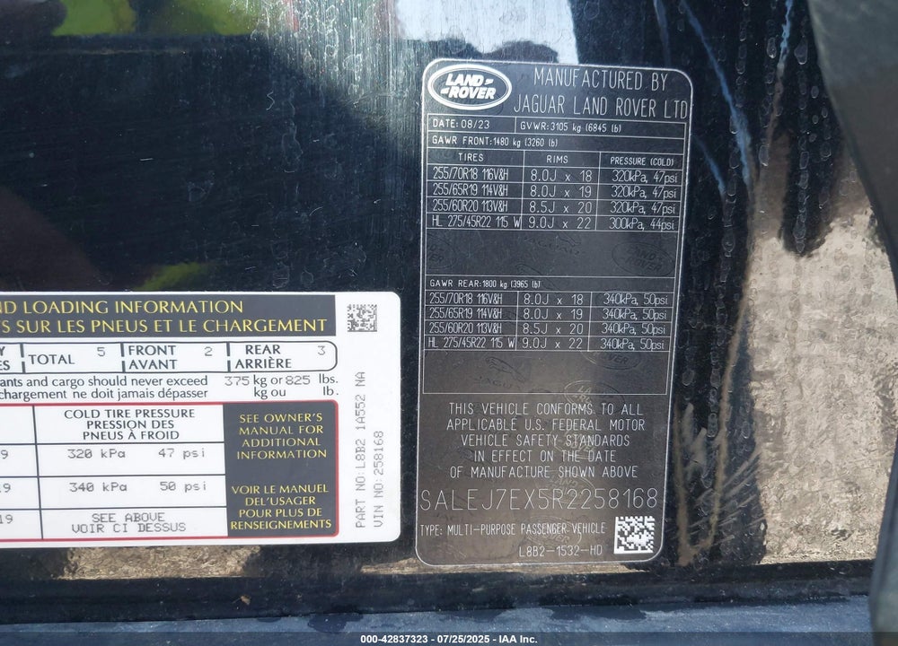 2024 LAND ROVER DEFENDER VIN: SALEJ7EX5R2258168