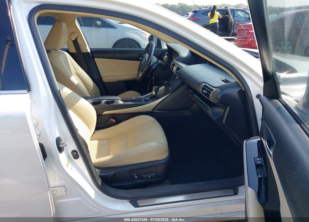 2015 LEXUS IS 250 VIN: JTHBF1D27F5068444