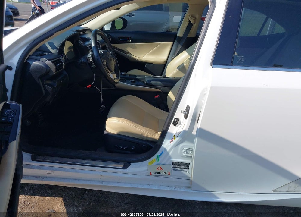 2015 LEXUS IS 250 VIN: JTHBF1D27F5068444