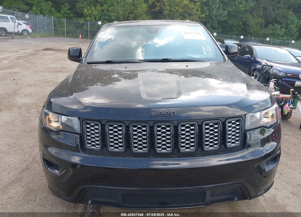 2017 JEEP GRAND CHEROKEE VIN: 1C4RJFAG6HC719492