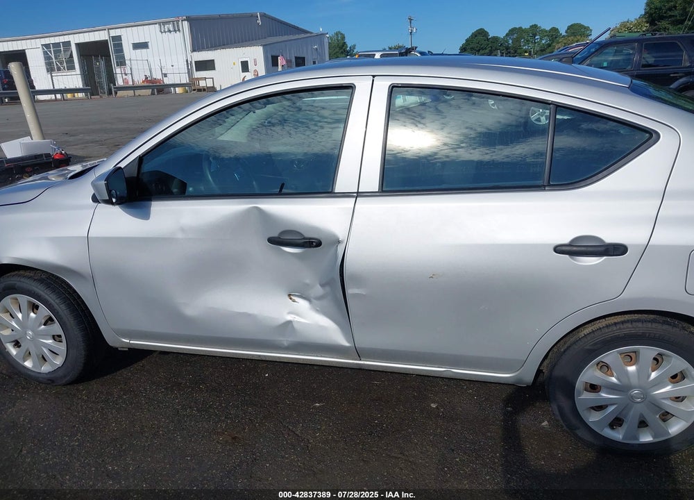 2018 NISSAN VERSA 1.6 S+ VIN: 3N1CN7AP6JL843842