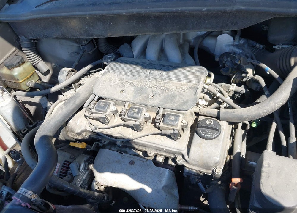 1999 TOYOTA SIENNA VIN: 4T3ZF13C0XU154375