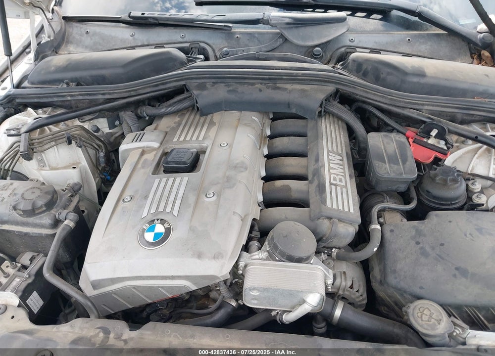2007 BMW 525I VIN: WBANE53527CW66293
