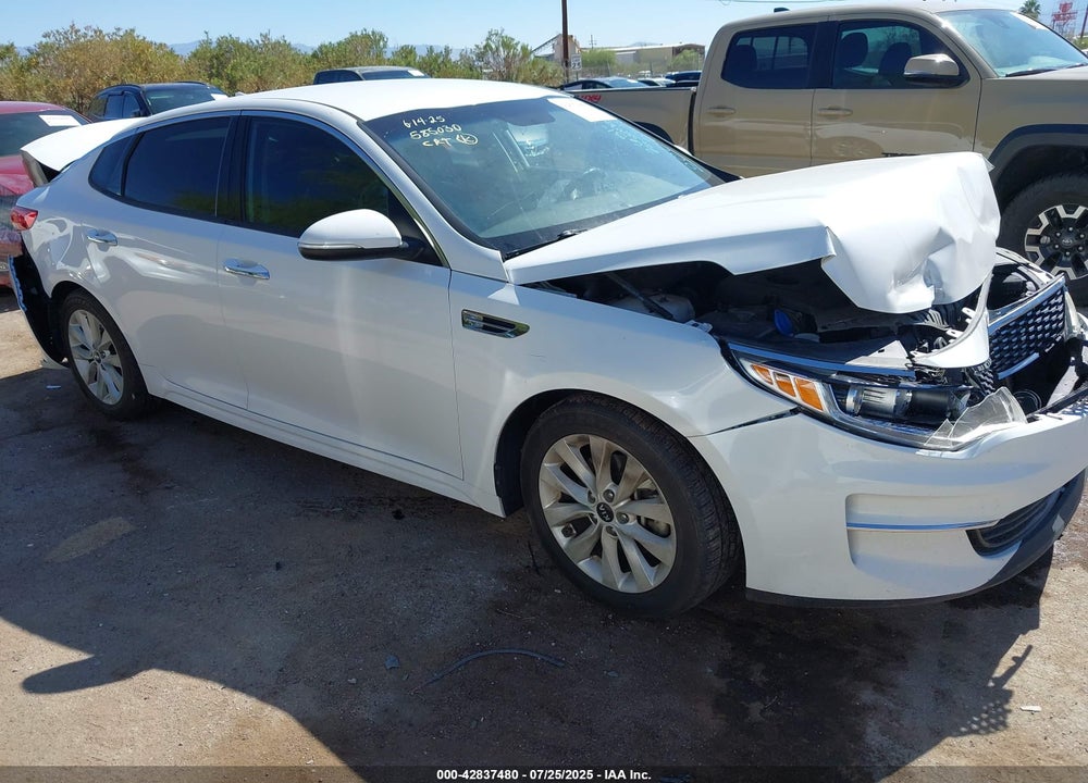 2018 KIA OPTIMA EX VIN: 5XXGU4L36JG200543