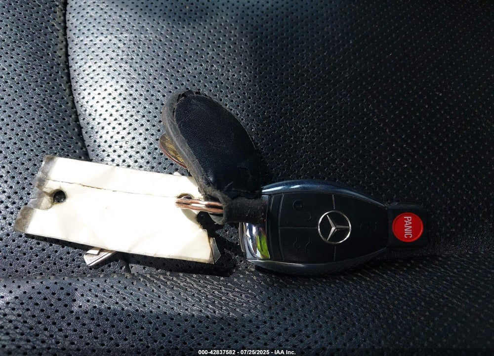 2004 MERCEDES-BENZ E 320 VIN: WDBUF65J64A490107