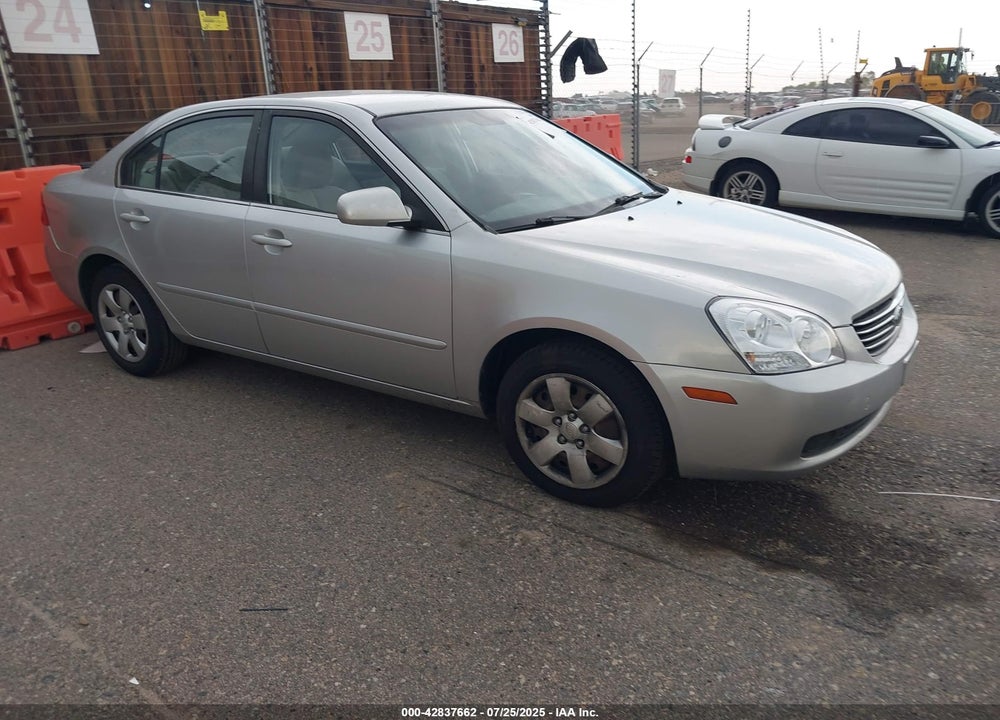 2007 KIA OPTIMA LX VIN: KNAGE123X75136658