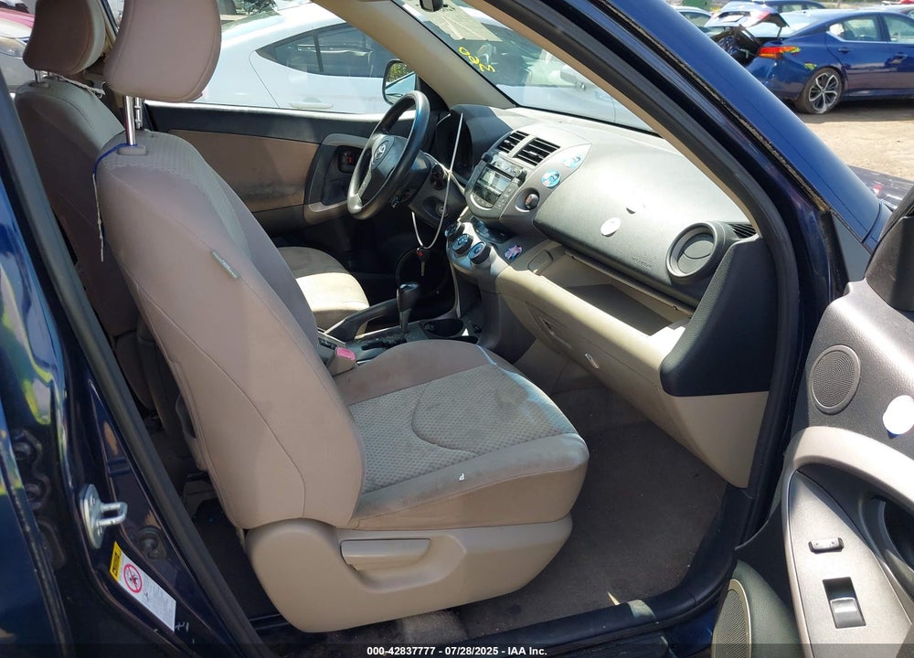 2007 TOYOTA RAV4 VIN: JTMZD33V176028000