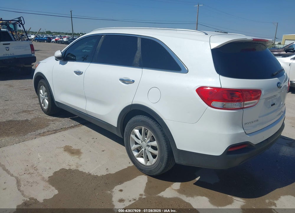 2016 KIA SORENTO VIN: 5XYPG4A3XGG088456