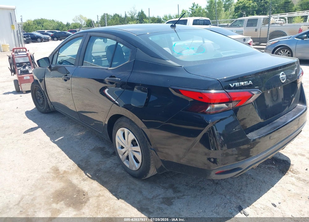 2021 NISSAN VERSA S XTRONIC CVT VIN: 3N1CN8DV1ML881676
