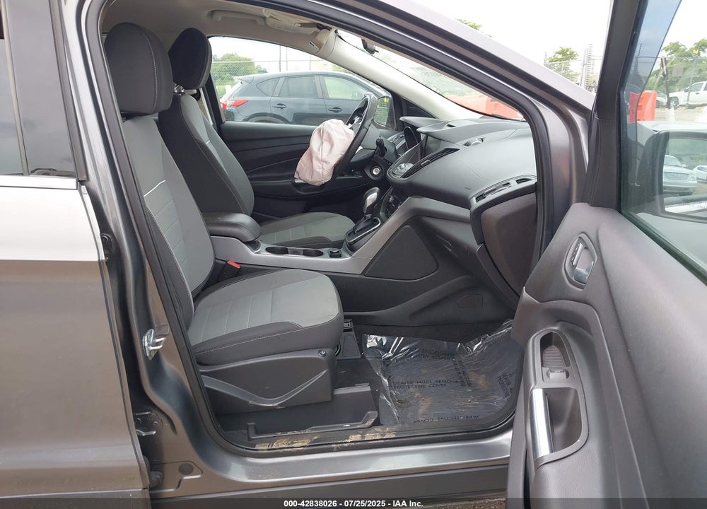 2014 FORD ESCAPE VIN: 1FMCU9G95EUB52989