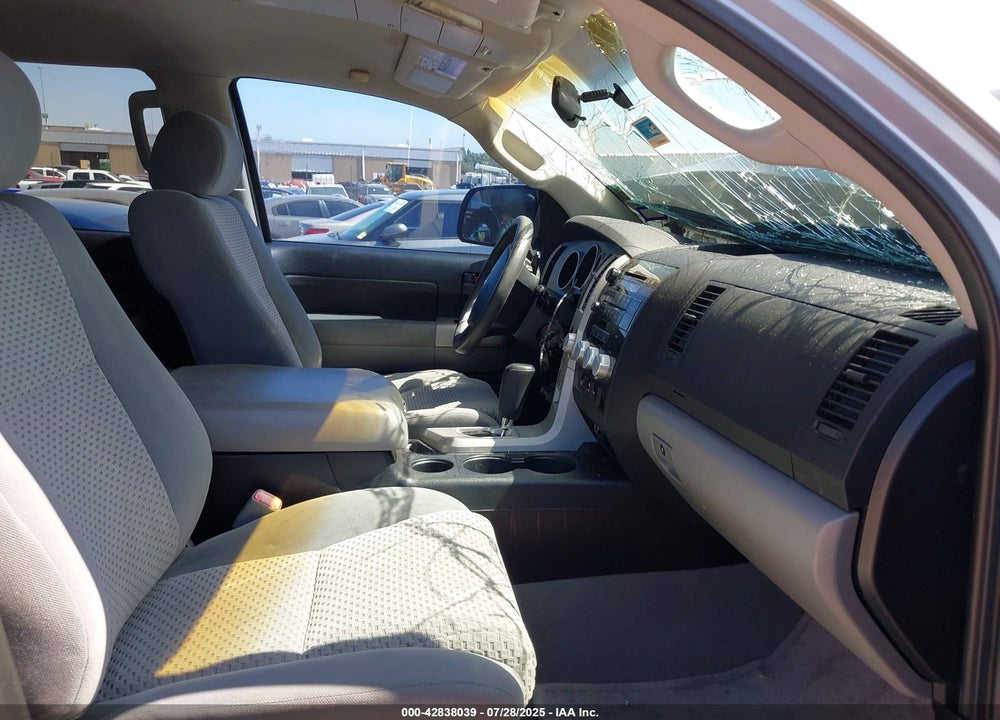 2008 TOYOTA TUNDRA SR5 5.7L V8 VIN: 5TFEV54158X037801