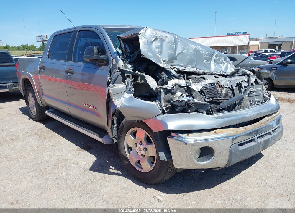 2008 TOYOTA TUNDRA SR5 5.7L V8 VIN: 5TFEV54158X037801