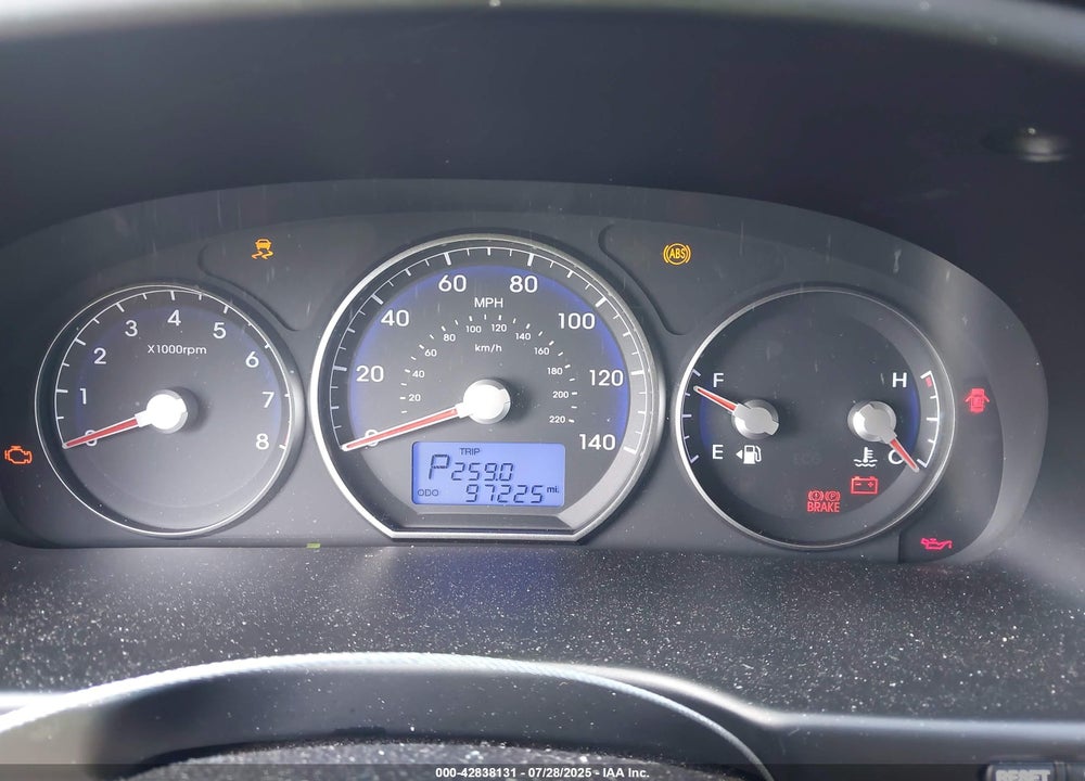2011 HYUNDAI SANTA FE VIN: 5XYZG3AB3BG082940