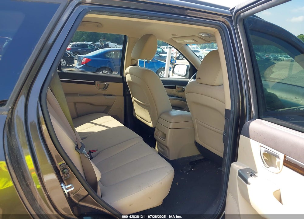 2011 HYUNDAI SANTA FE VIN: 5XYZG3AB3BG082940