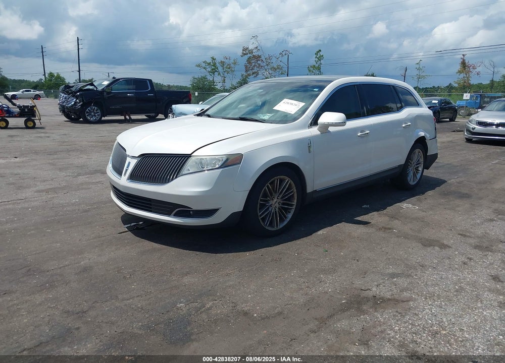 2014 LINCOLN MKT VIN: 2LMHJ5AT7EBL55601