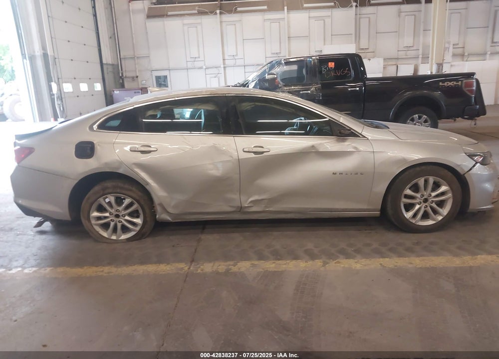 2018 CHEVROLET MALIBU VIN: 1G1ZD5ST1JF261063
