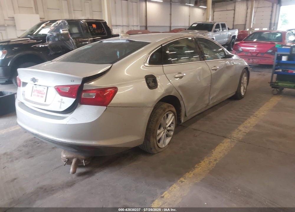2018 CHEVROLET MALIBU VIN: 1G1ZD5ST1JF261063