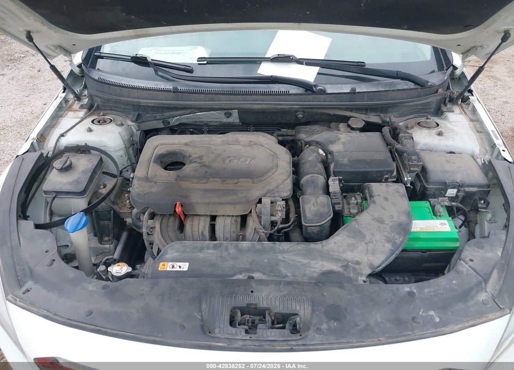 2015 HYUNDAI SONATA VIN: 5NPE24AF1FH059063