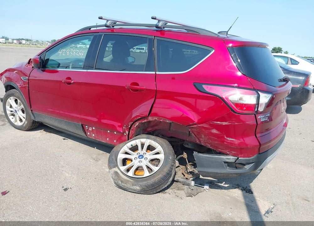 2017 FORD ESCAPE VIN: 1FMCU9G90HUC10771