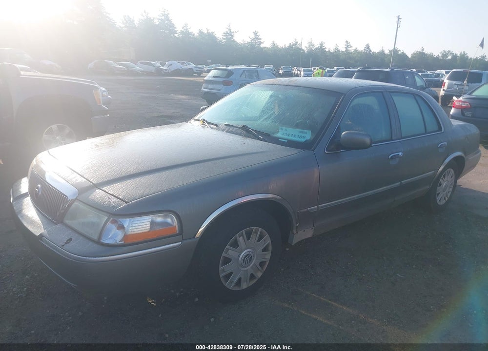 2004 MERCURY GRAND MARQUIS VIN: 2MEFM74W44X658948