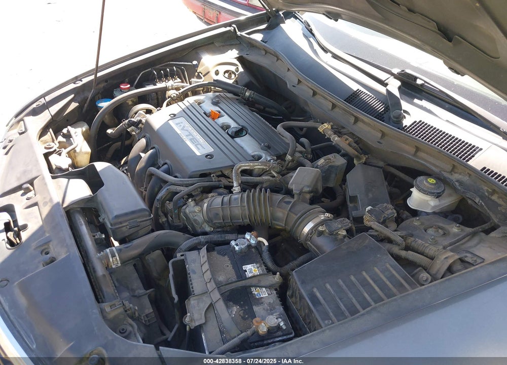 2009 HONDA ACCORD VIN: 1HGCP263X9A021243
