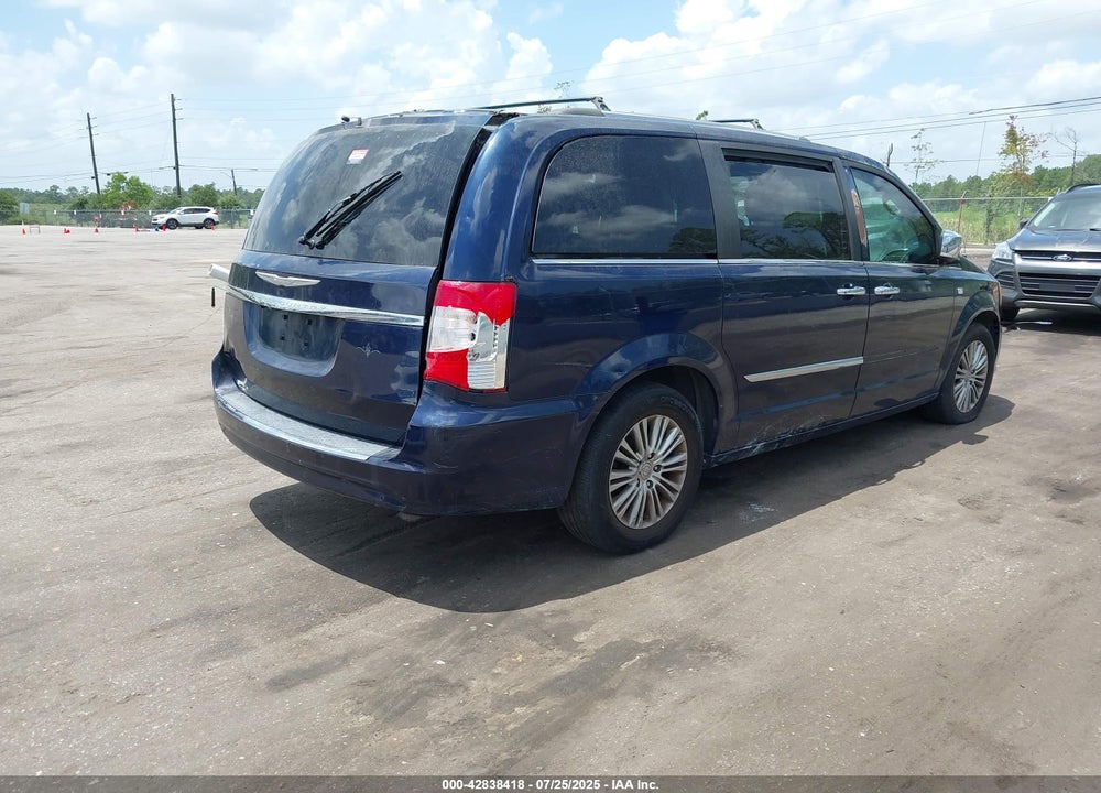 2014 CHRYSLER TOWN & COUNTRY VIN: 2C4RC1CG5ER469238