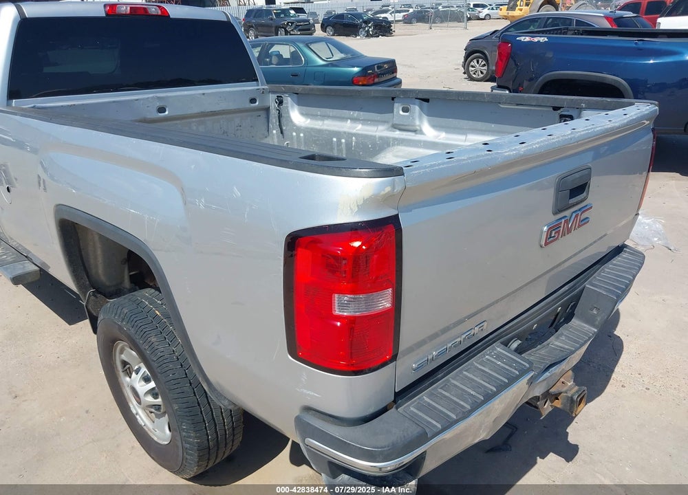 2017 GMC SIERRA 2500HD VIN: 1GT12REG5HF120099