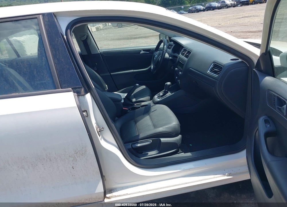 2012 VOLKSWAGEN JETTA VIN: 3VWDP7AJ6CM368338