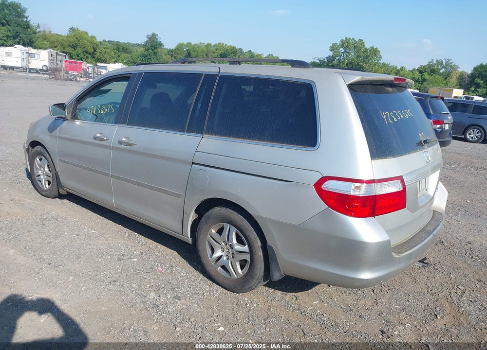 2005 HONDA ODYSSEY EX-L VIN: 5FNRL38625B412048