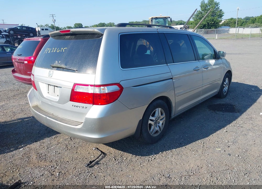 2005 HONDA ODYSSEY EX-L VIN: 5FNRL38625B412048