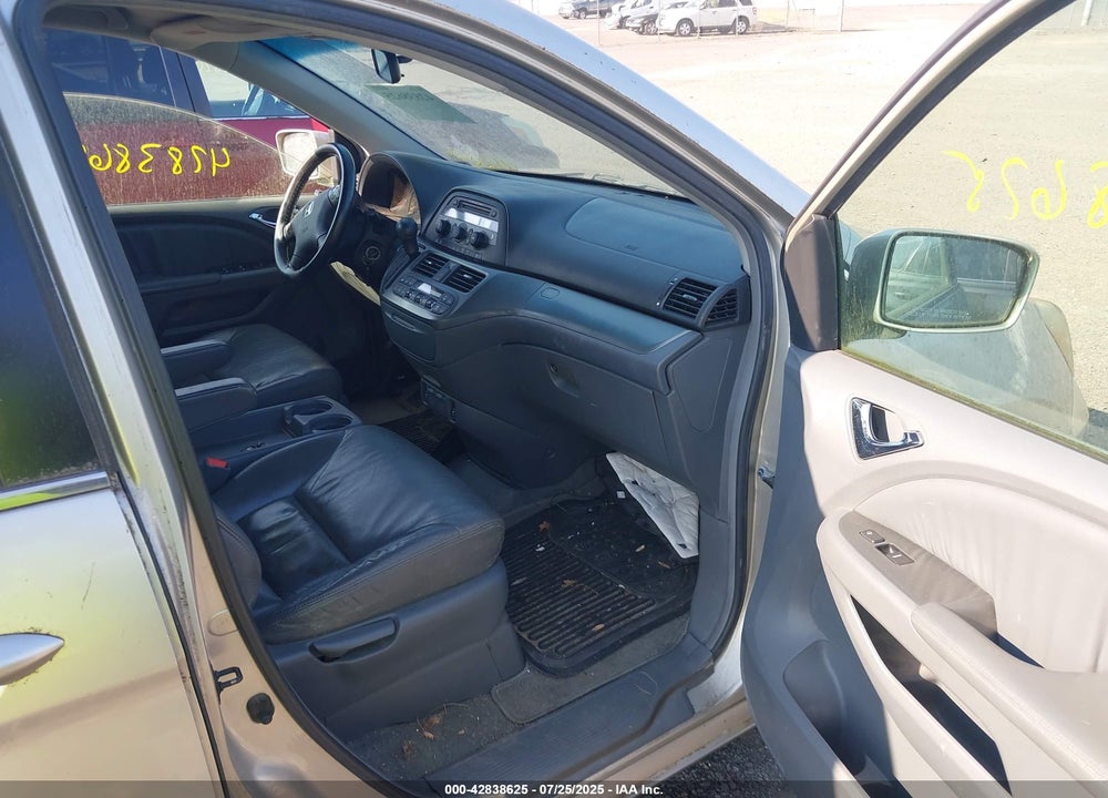 2005 HONDA ODYSSEY EX-L VIN: 5FNRL38625B412048