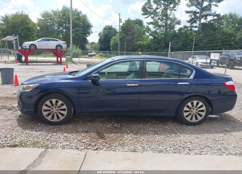 2015 HONDA ACCORD VIN: 1HGCR2F89FA082374