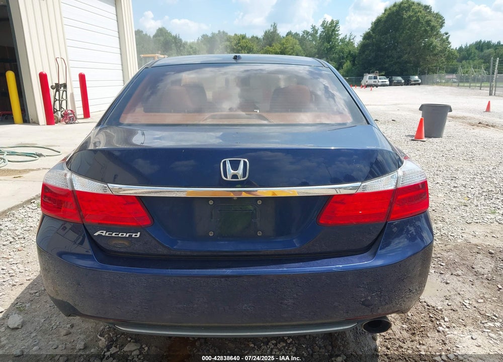 2015 HONDA ACCORD VIN: 1HGCR2F89FA082374