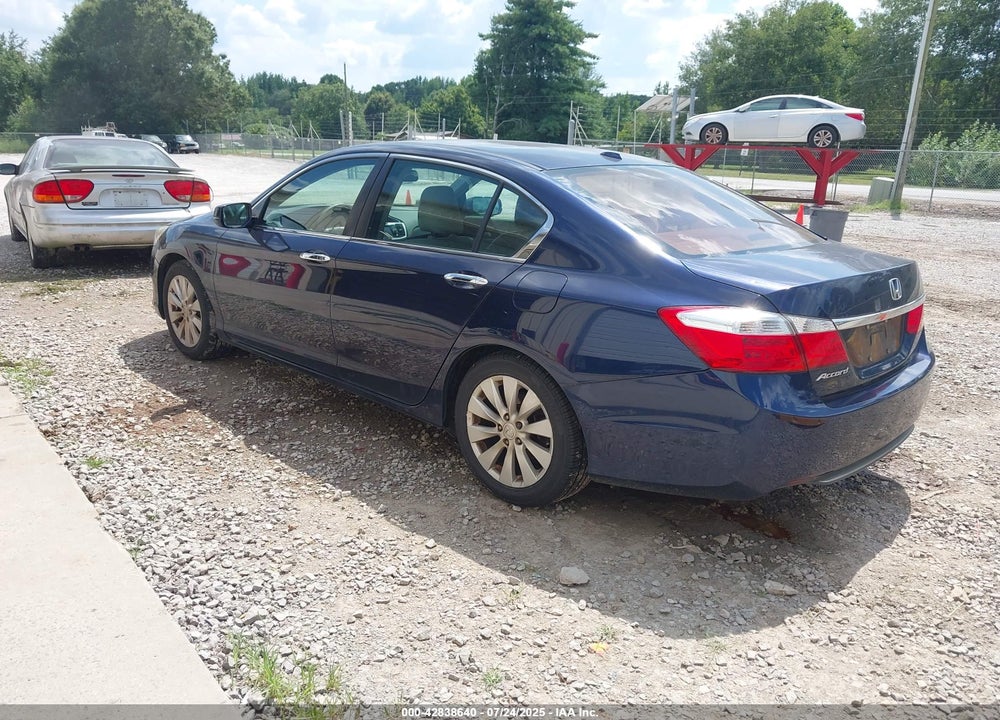 2015 HONDA ACCORD VIN: 1HGCR2F89FA082374