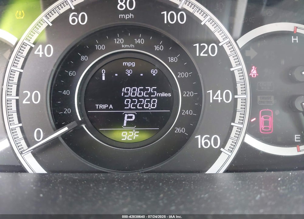 2015 HONDA ACCORD VIN: 1HGCR2F89FA082374