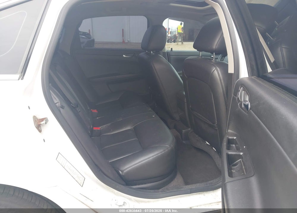2015 CHEVROLET IMPALA LIMITED VIN: 2G1WC5E35F1155523