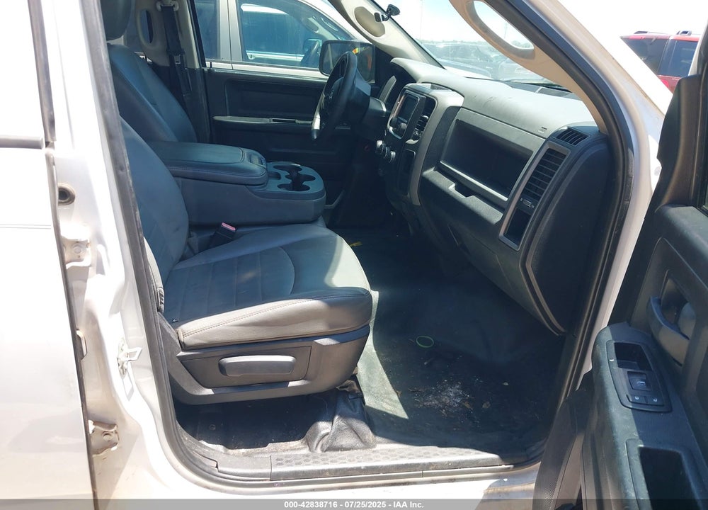 2015 RAM 1500 TRADESMAN VIN: 1C6RR6FG7FS542799