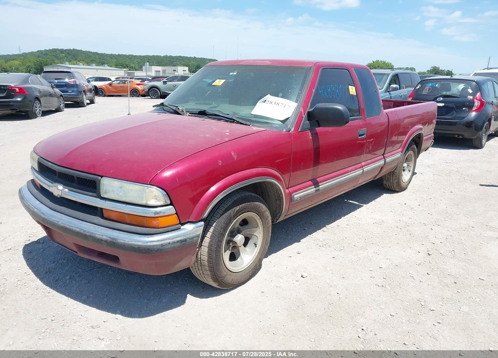 2003 CHEVROLET S-10 VIN: 1GCCS19H938132072