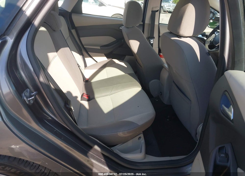 2013 FORD FOCUS VIN: 1FADP3K29DL184782